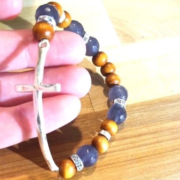 Beaded Cross Bracelet Stretch Fit - Picture 2 of 4